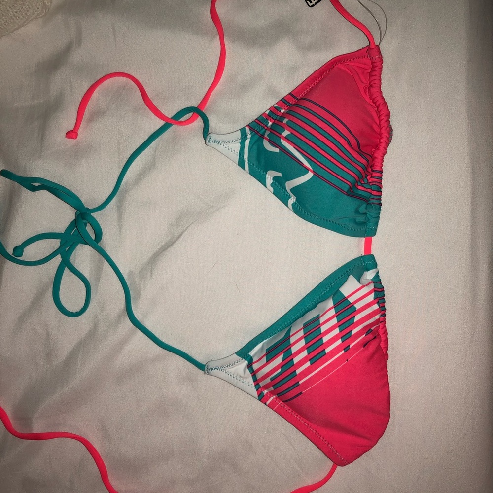 Brand new Fox bikini top